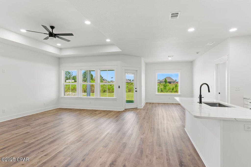 Image 7 For 3070 Lucky Farm Lane