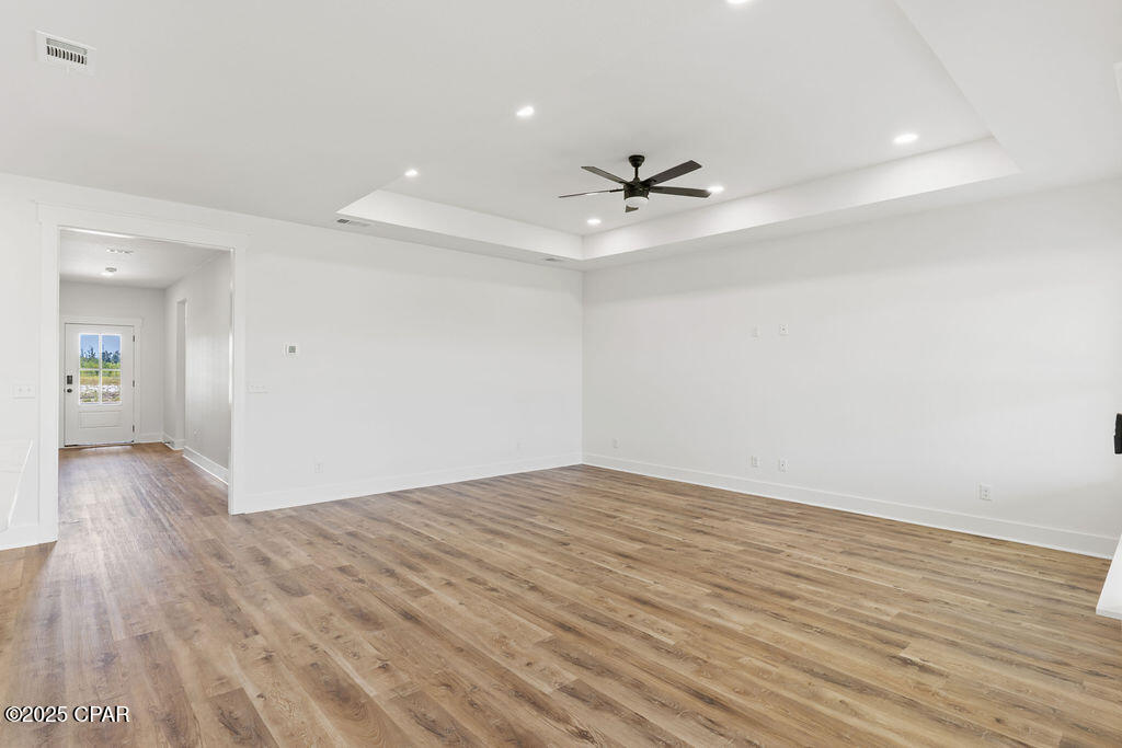 Image 9 For 3070 Lucky Farm Lane