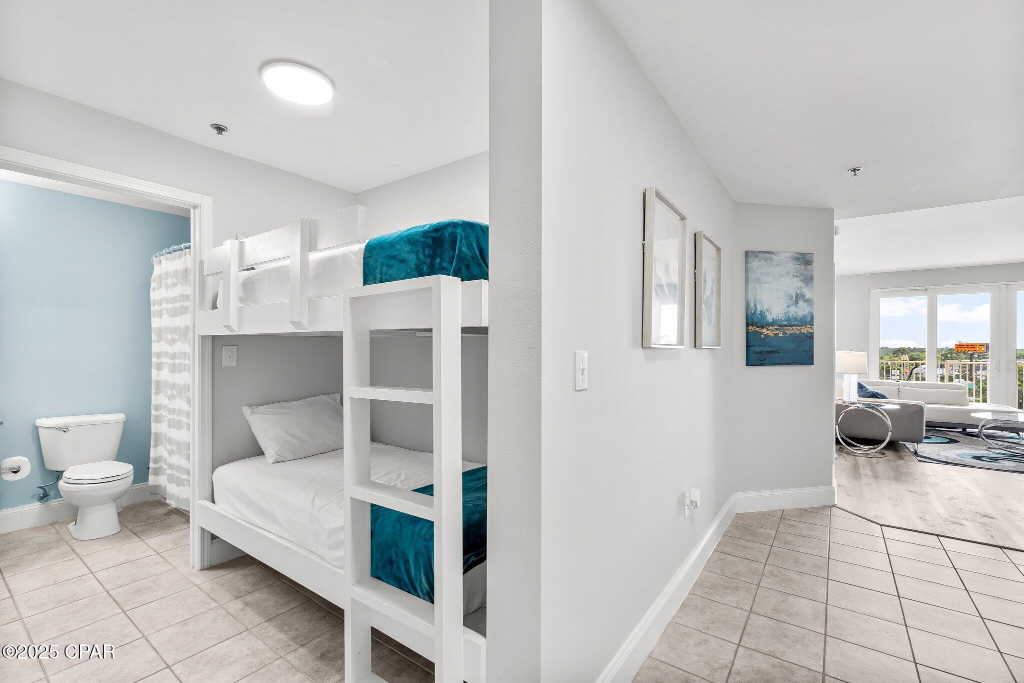 Image 6 For 9860 Thomas Drive 420