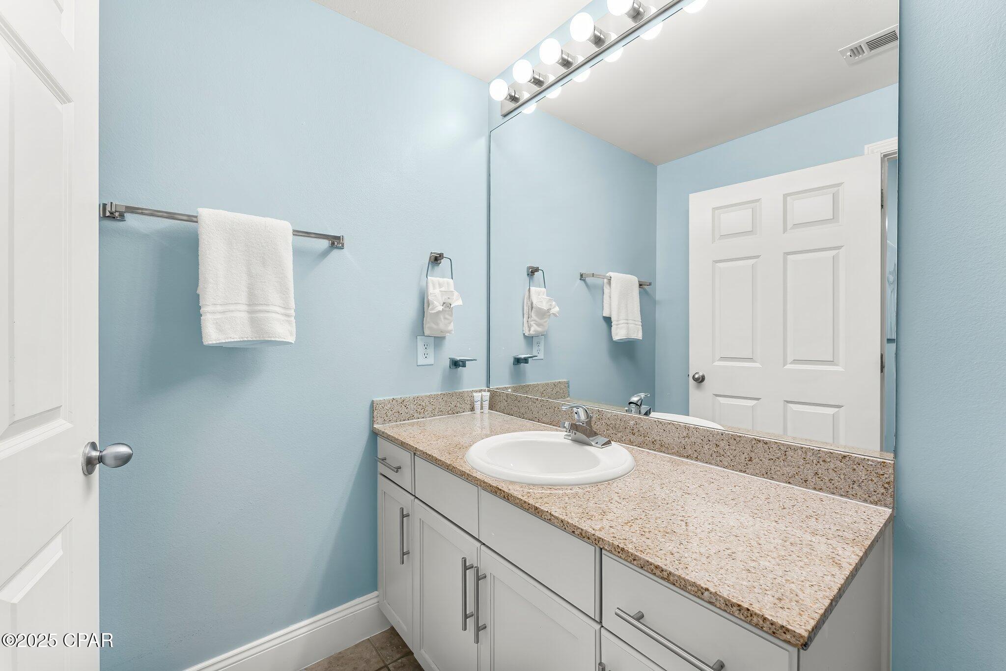 Image 8 For 9860 Thomas Drive 420