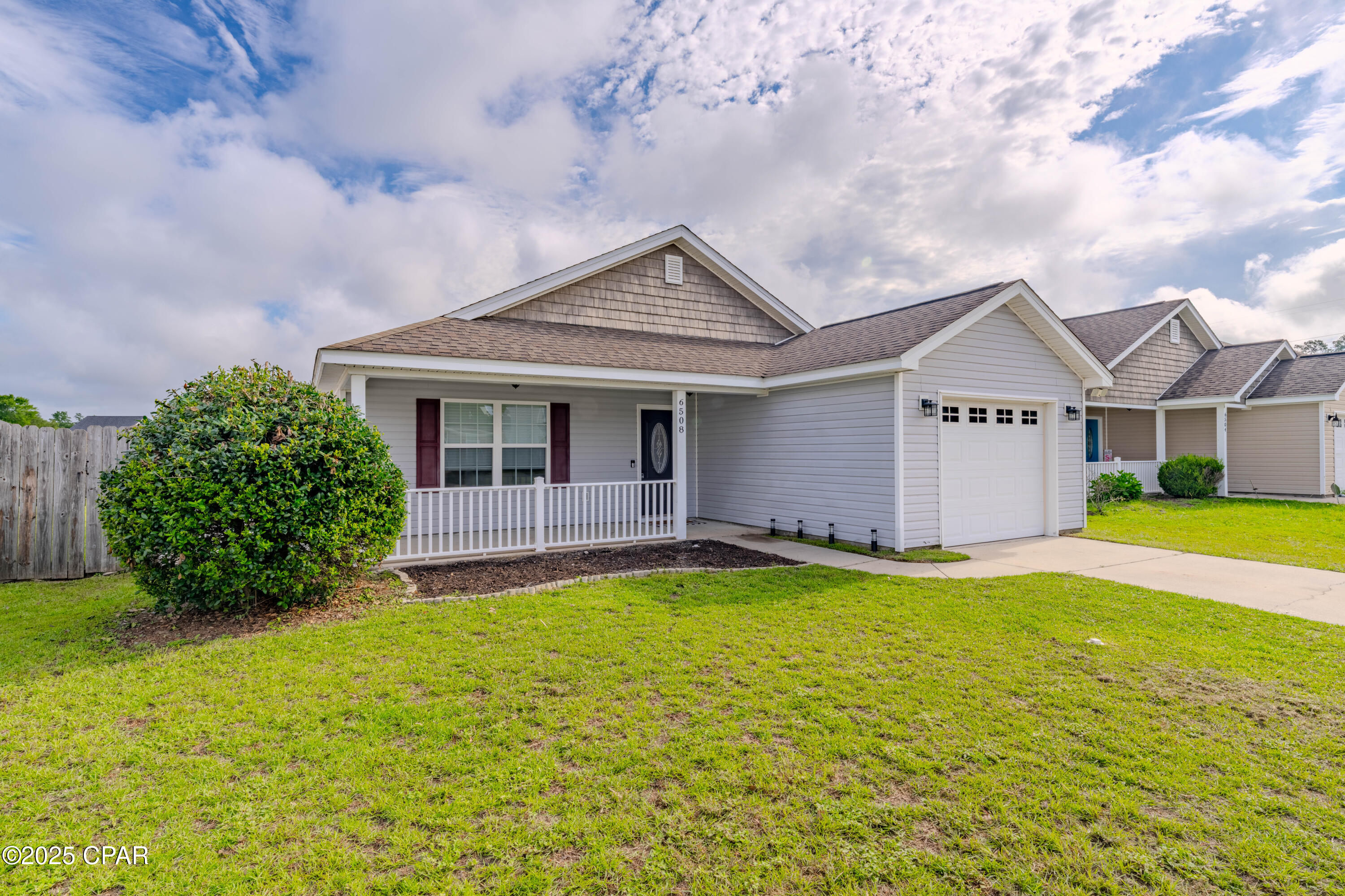 Listing photo id 22 for 6508 Rivers Bank Way