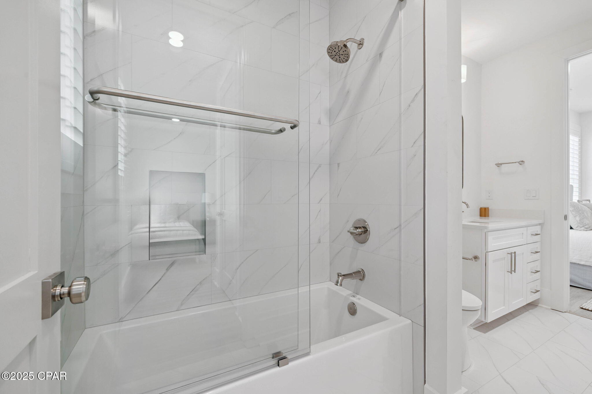 Image 38 For 246 Dockside Drive