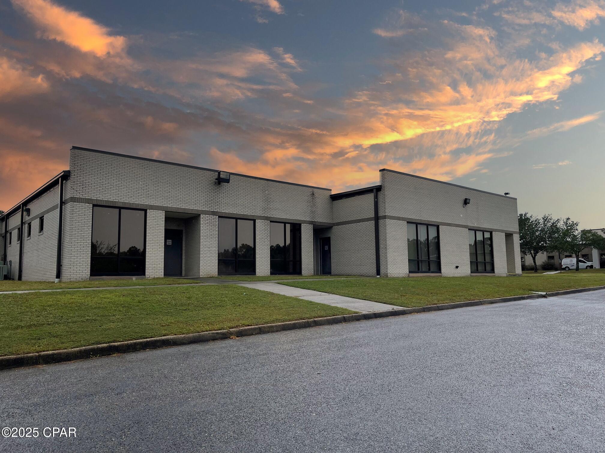 Image 4 For 4415 Us-331  