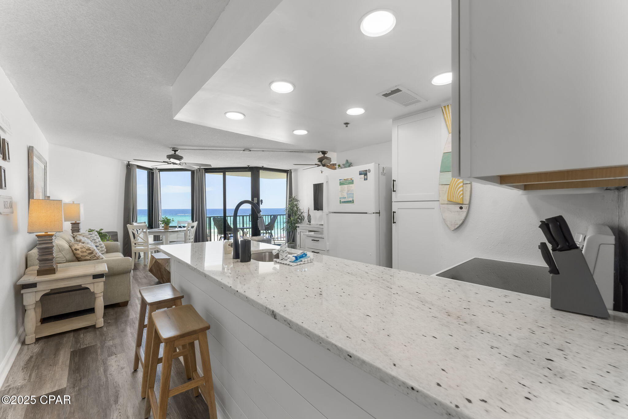 Image 9 For 9850 Thomas Drive 404e