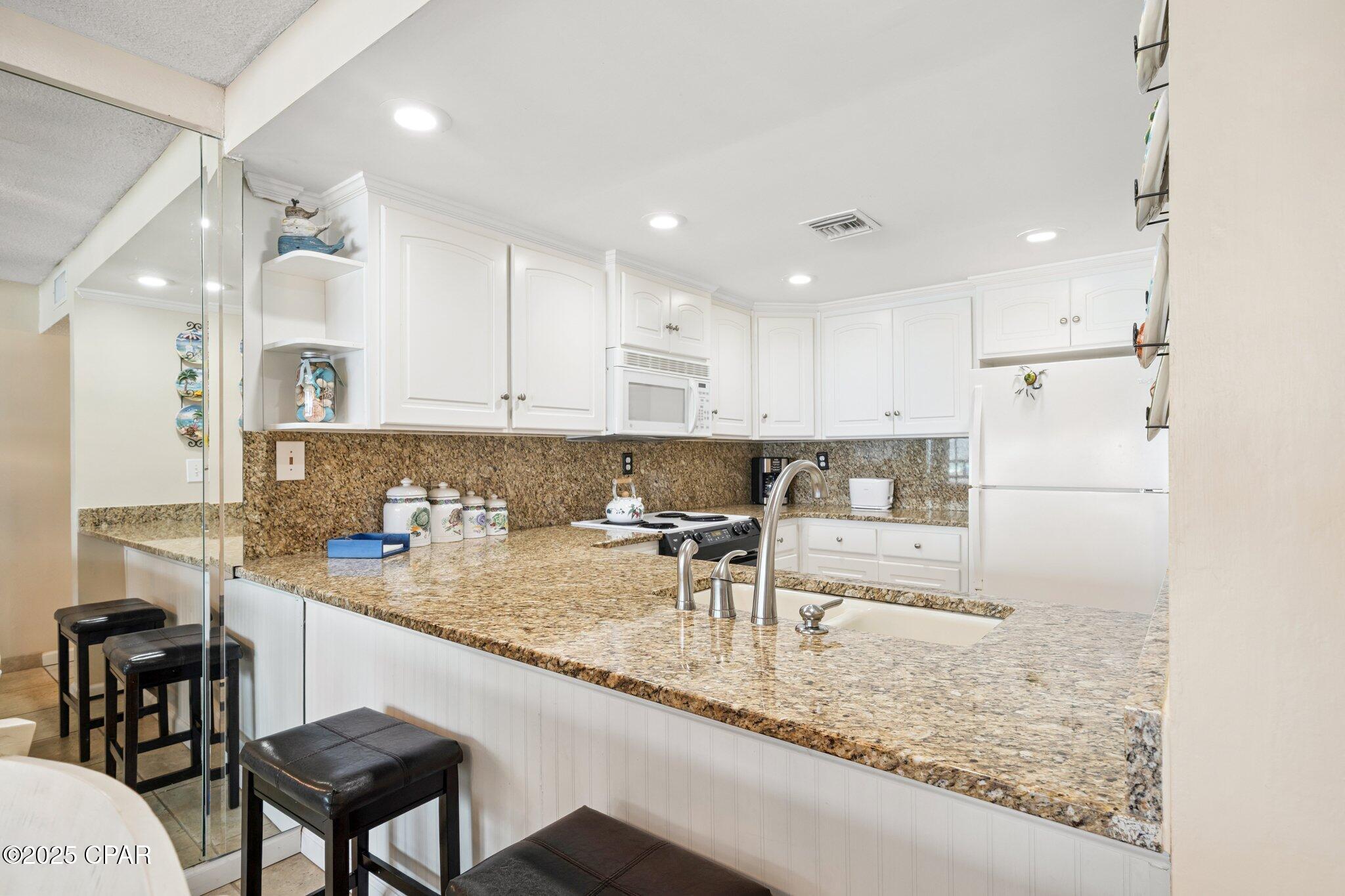 Image 17 For 22519 Front Beach Rd Road 144