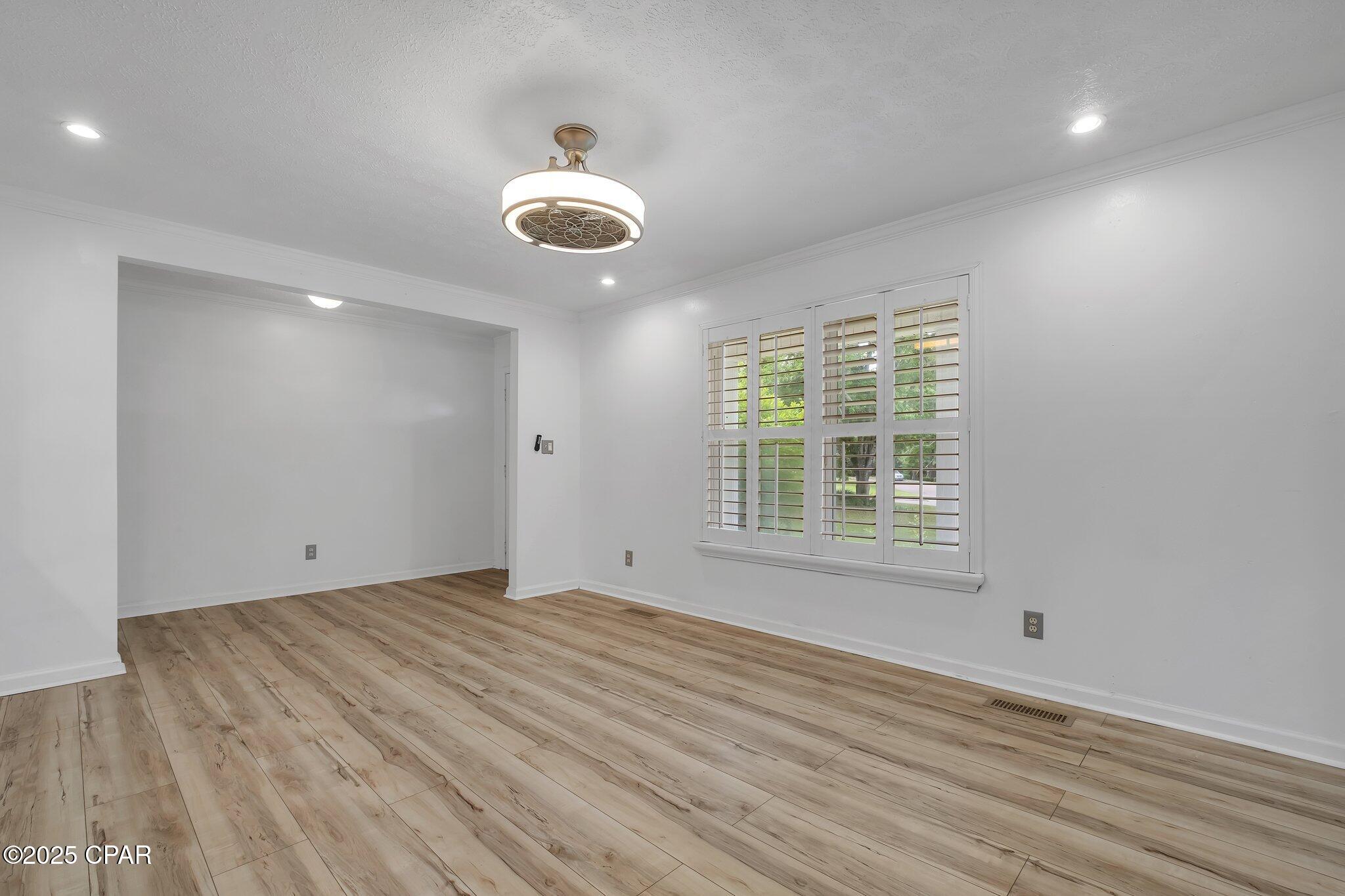 Image 21 For 2501 Debden Court