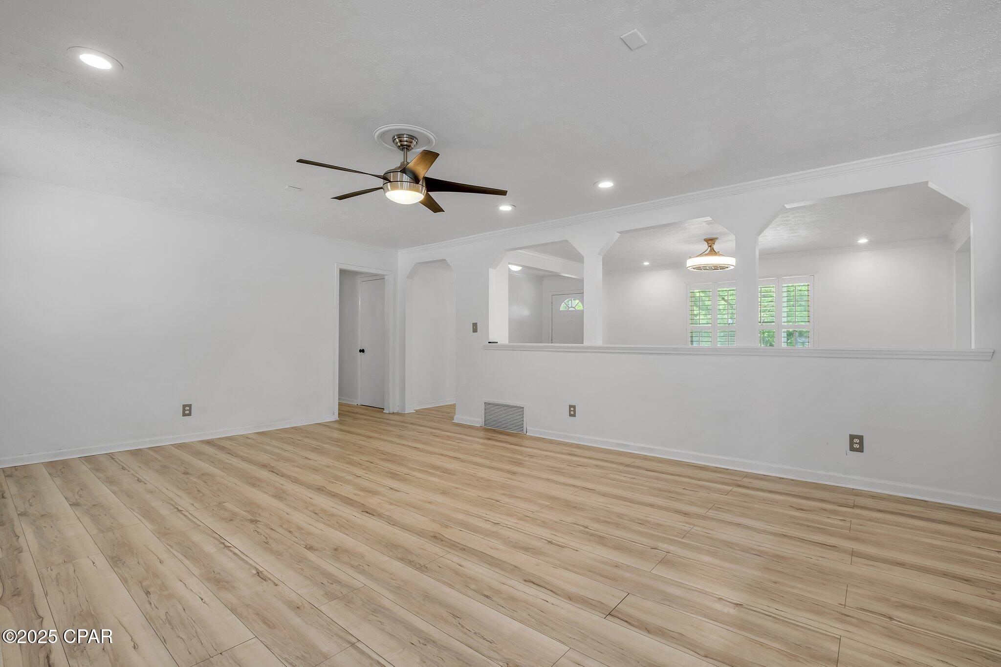 Image 23 For 2501 Debden Court