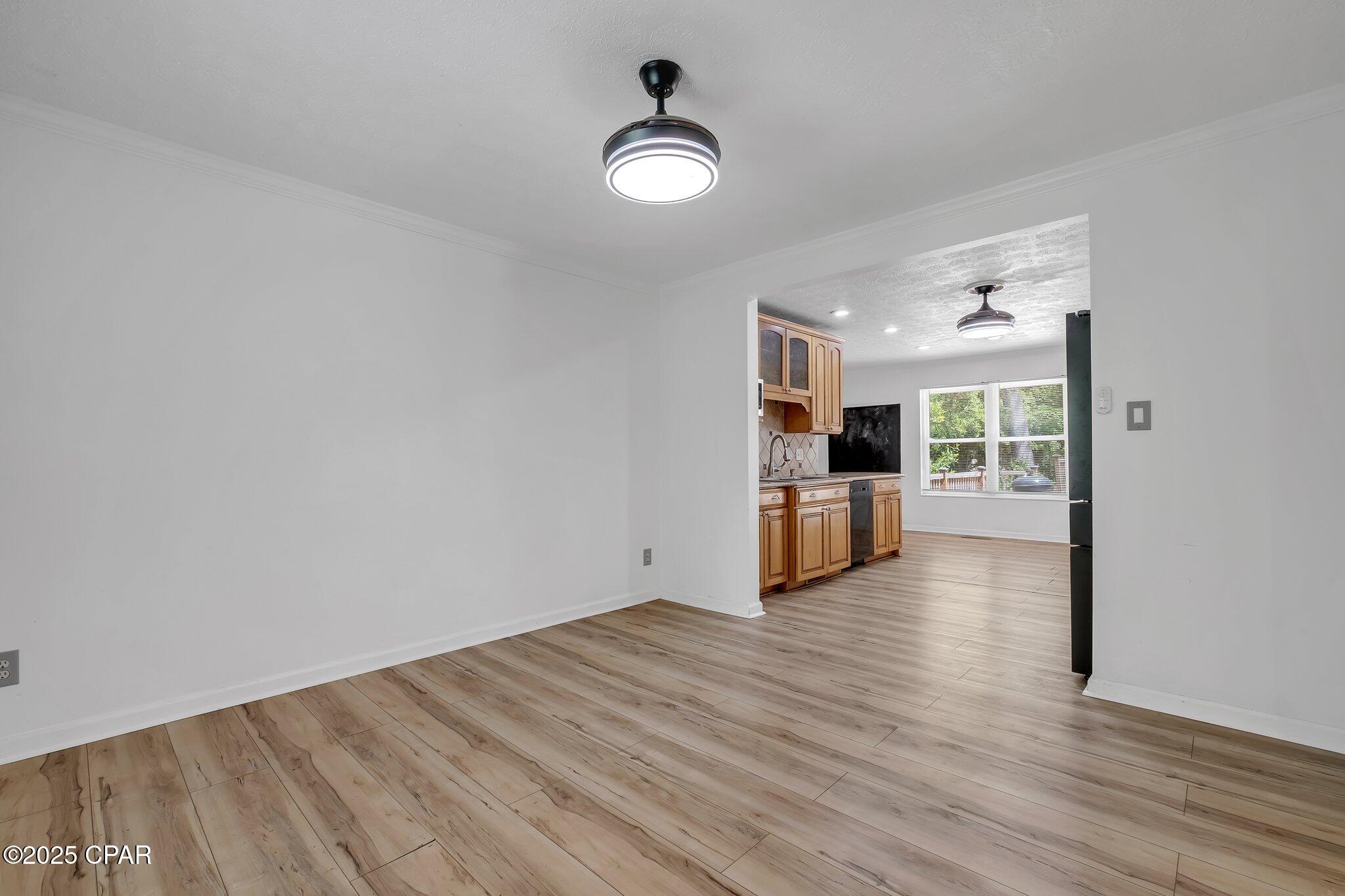 Image 24 For 2501 Debden Court