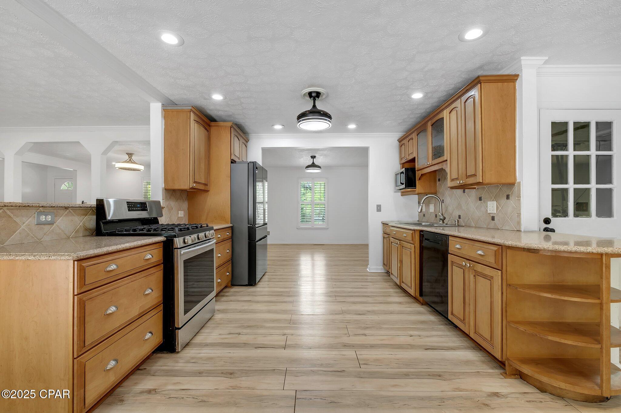 Image 37 For 2501 Debden Court