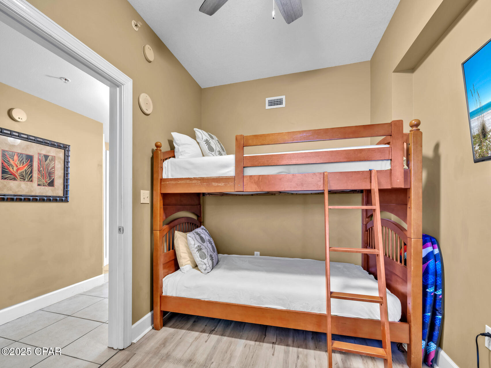 Image 26 For 14825 Front Beach Road 1904