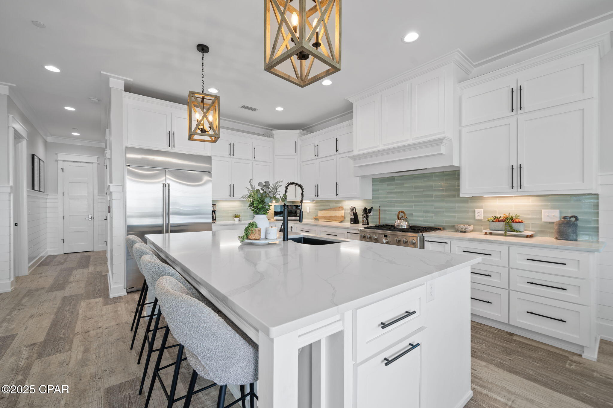 Image 21 For 14328 Front Beach Road