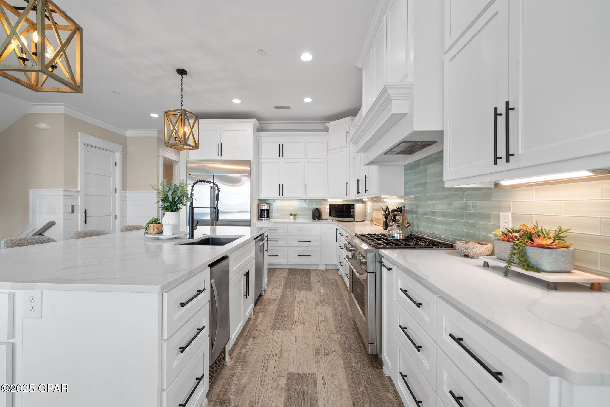 Image 22 For 14328 Front Beach Road