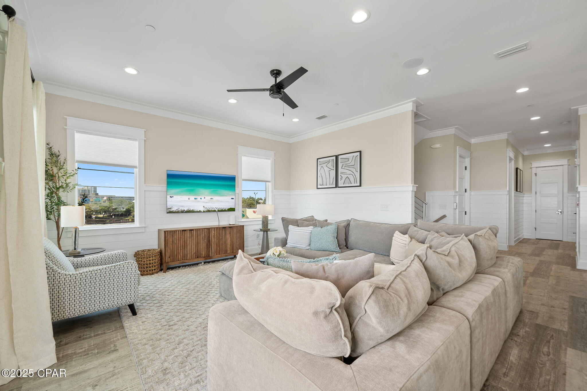 Image 23 For 14328 Front Beach Road