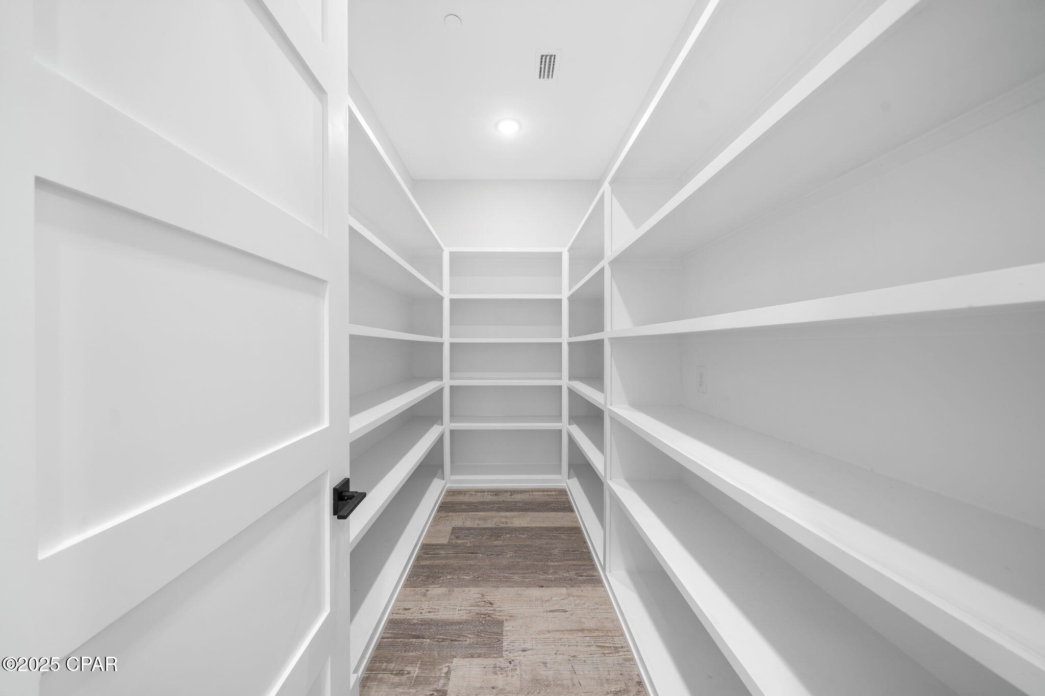 Image 27 For 14328 Front Beach Road