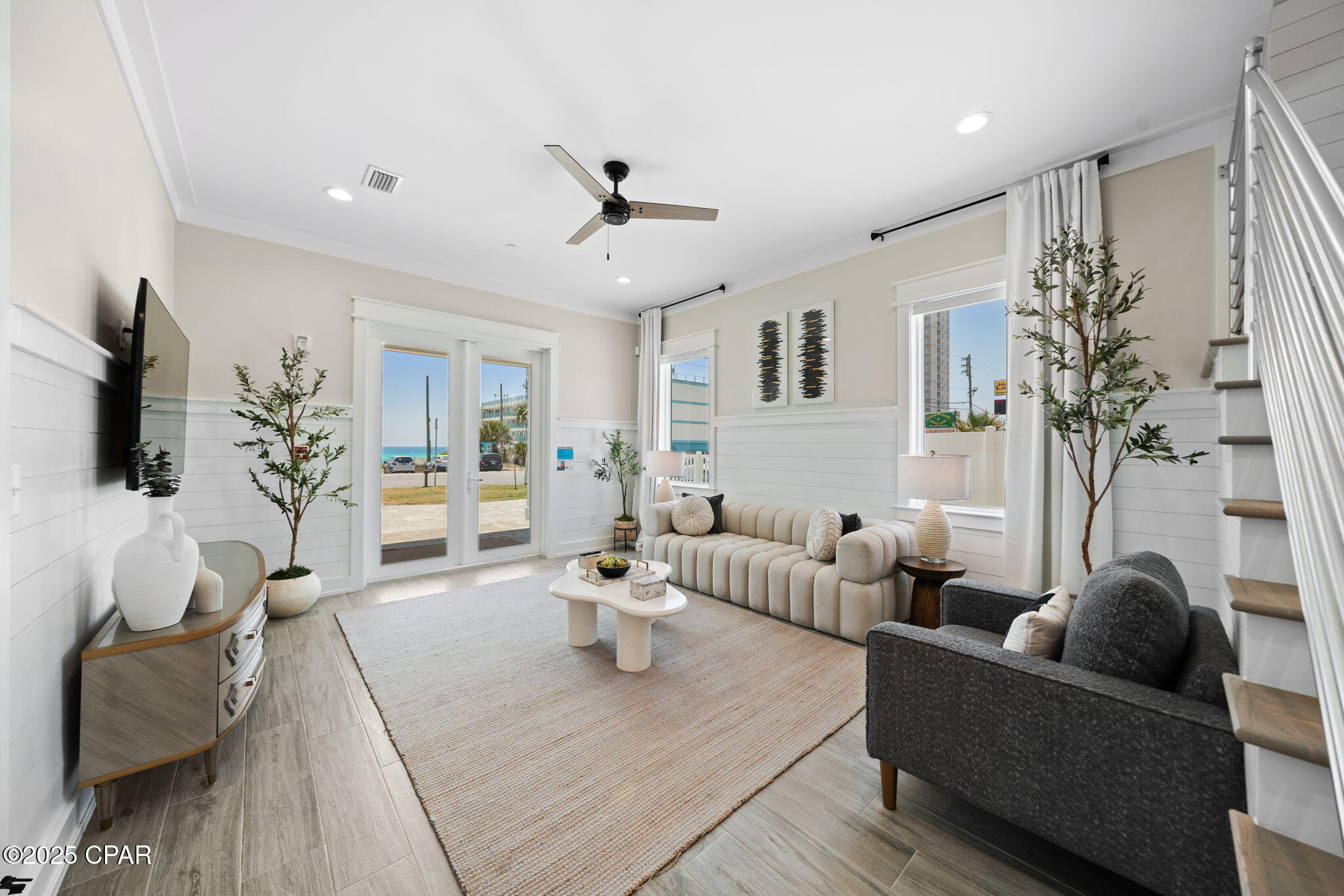 Image 33 For 14328 Front Beach Road