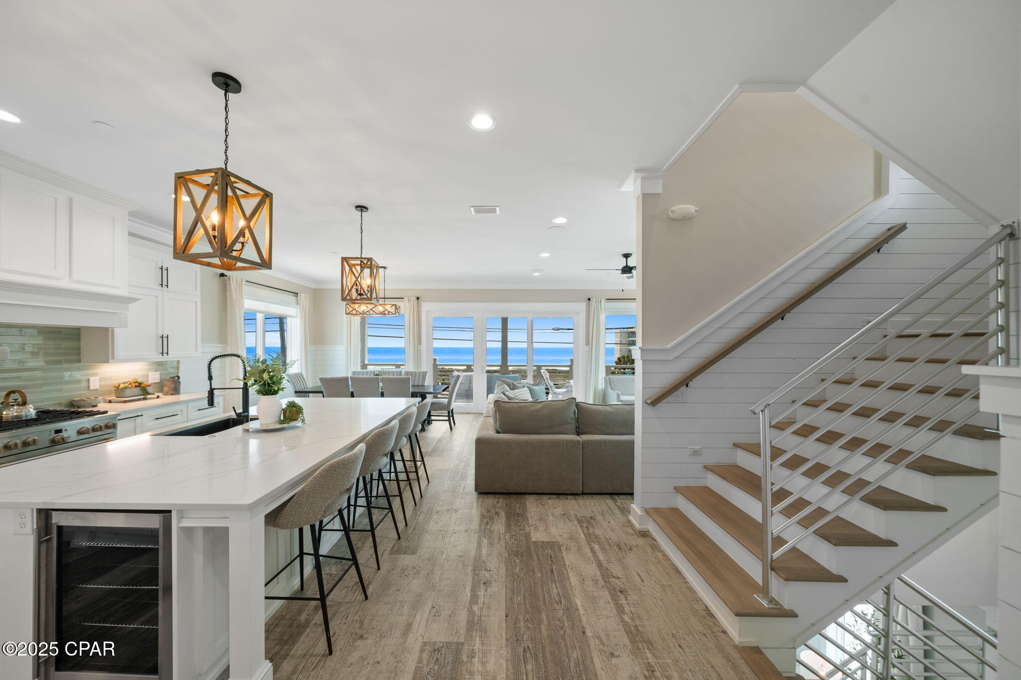 Image 4 For 14328 Front Beach Road