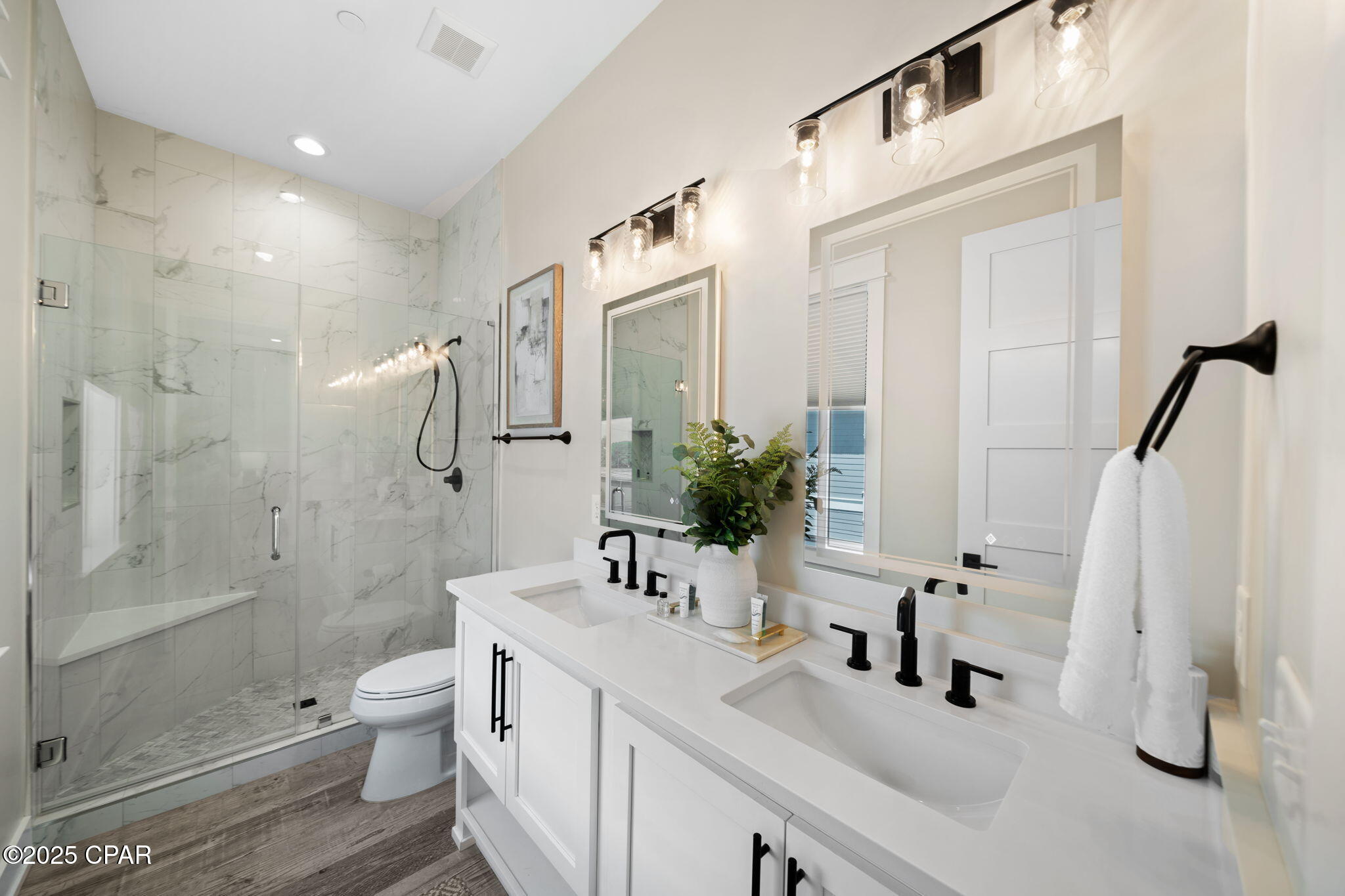 Image 43 For 14328 Front Beach Road