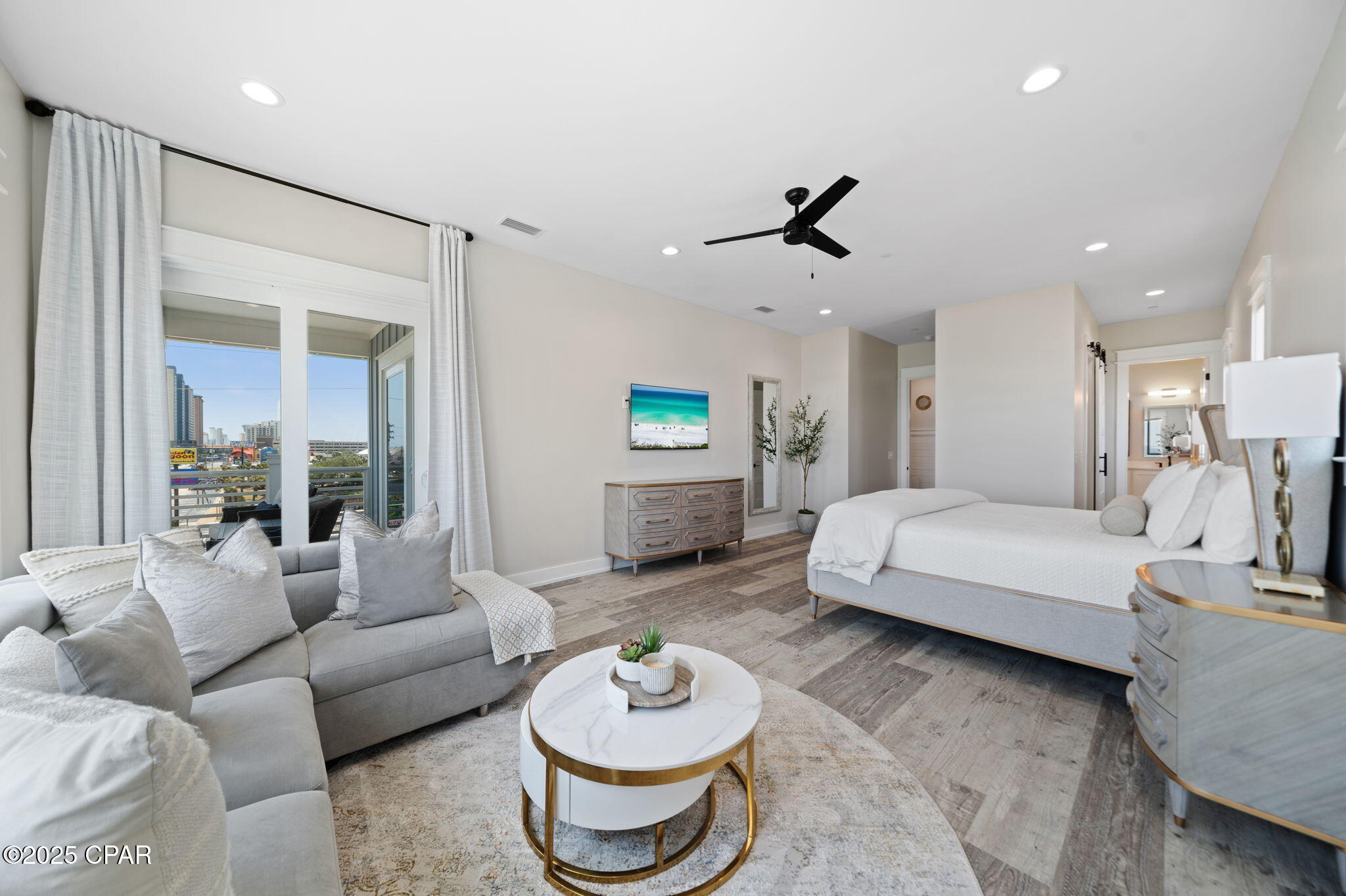 Image 48 For 14328 Front Beach Road