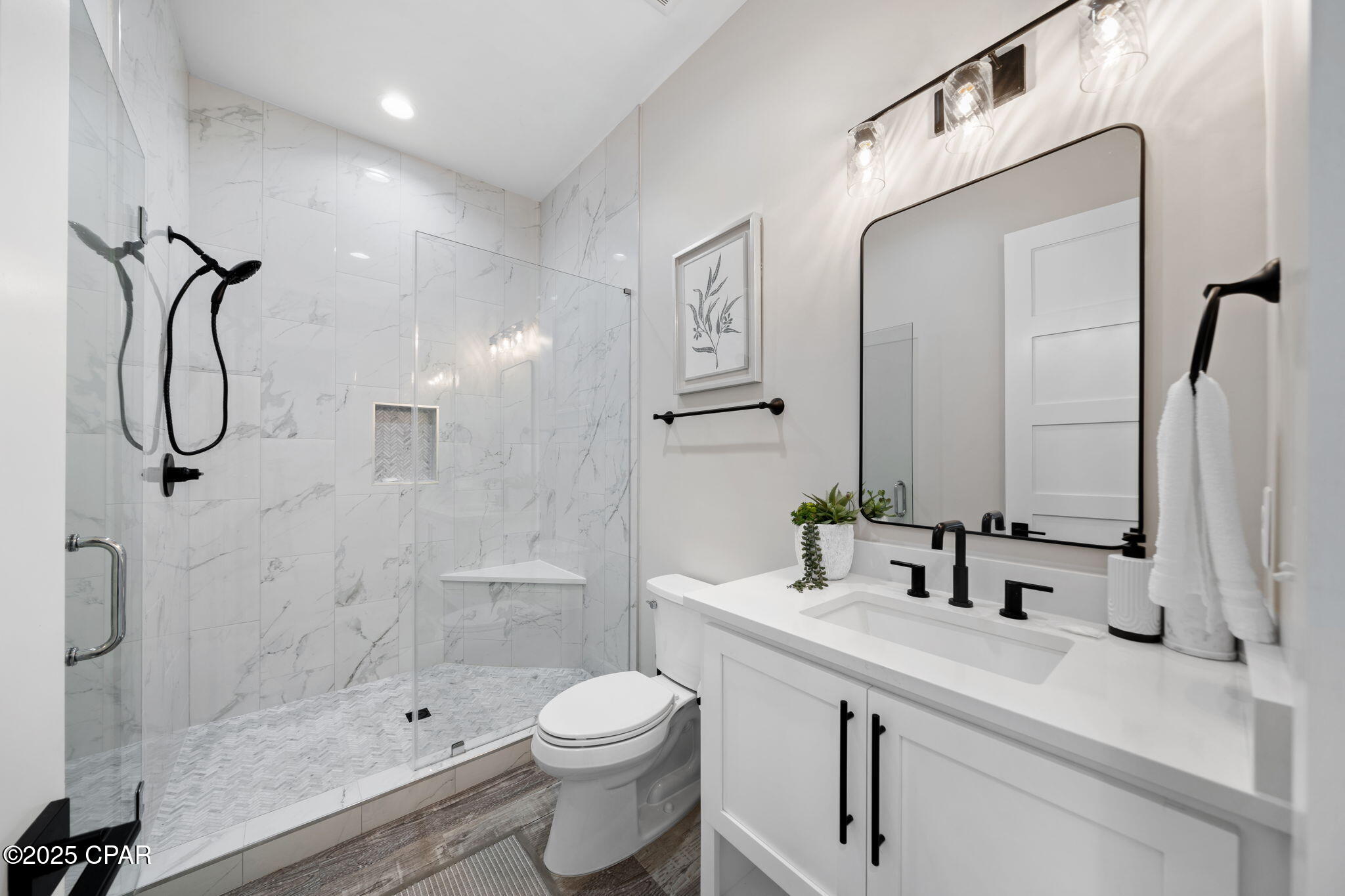 Image 49 For 14328 Front Beach Road