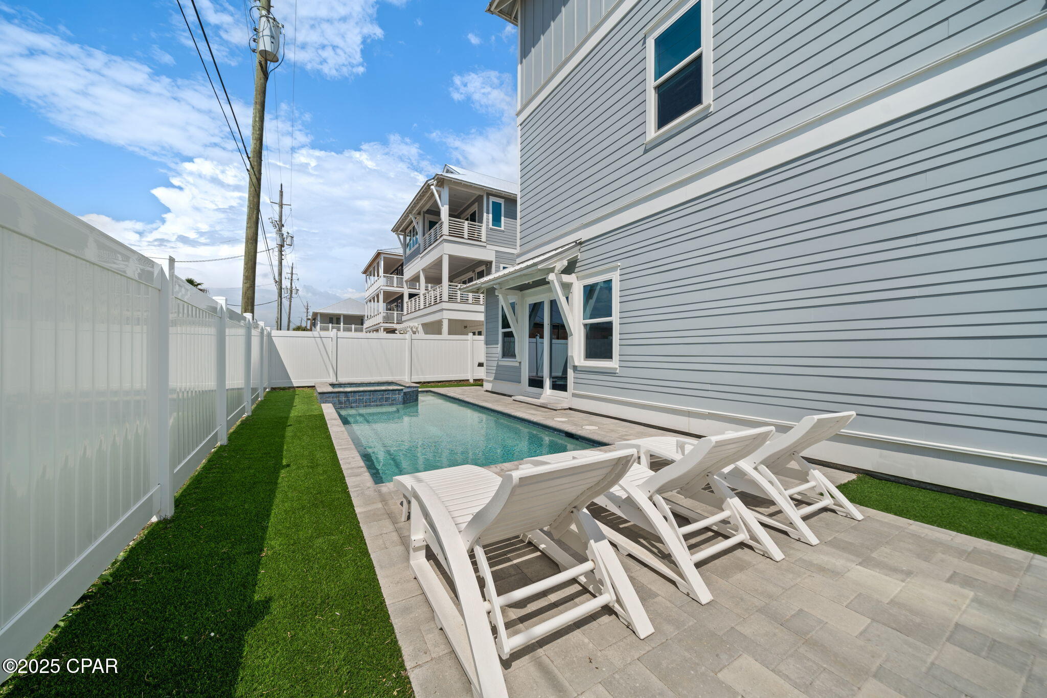 Image 59 For 14328 Front Beach Road