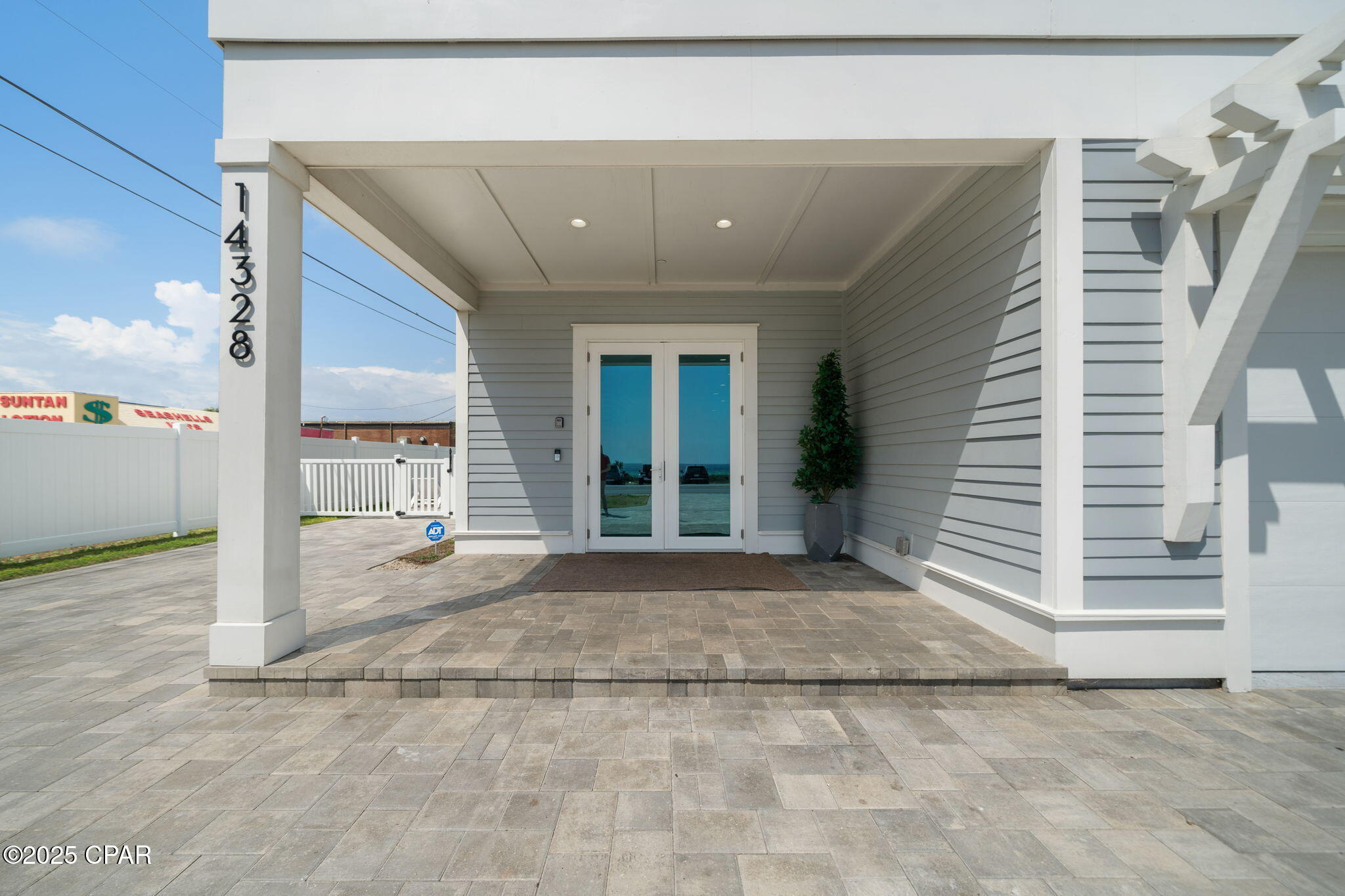 Image 61 For 14328 Front Beach Road