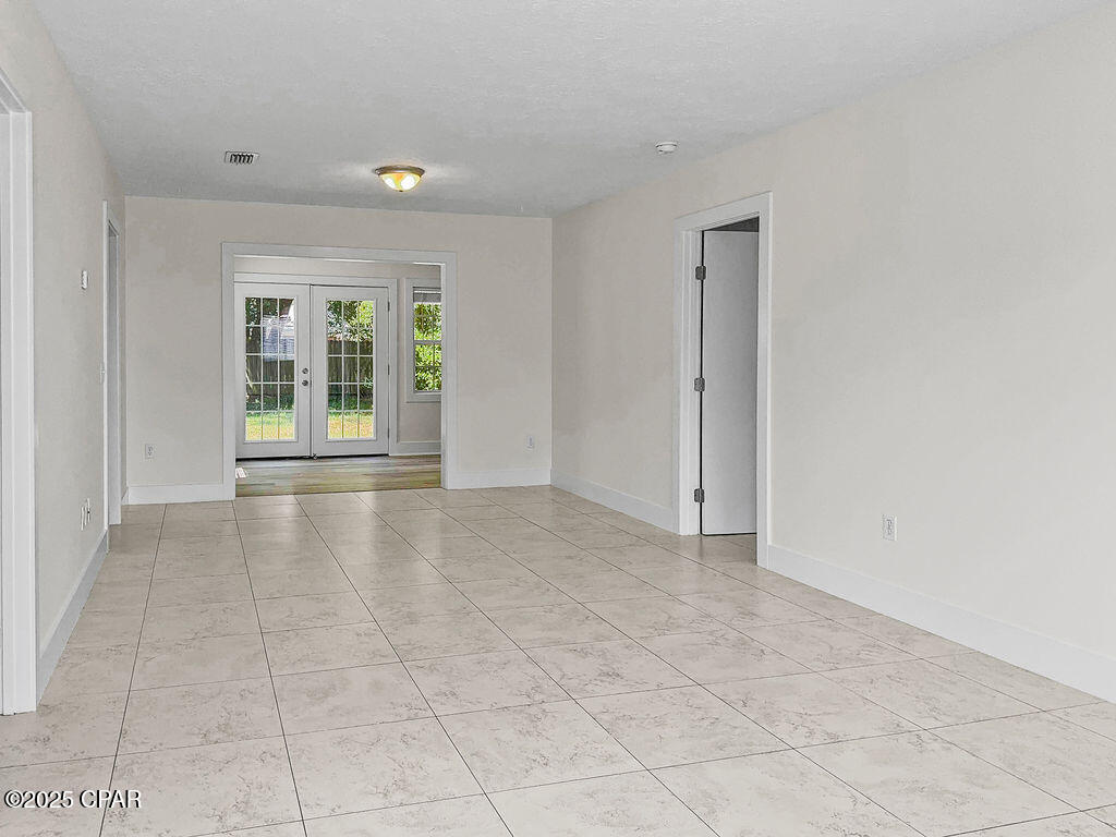 Image 18 For 137 Heather Drive