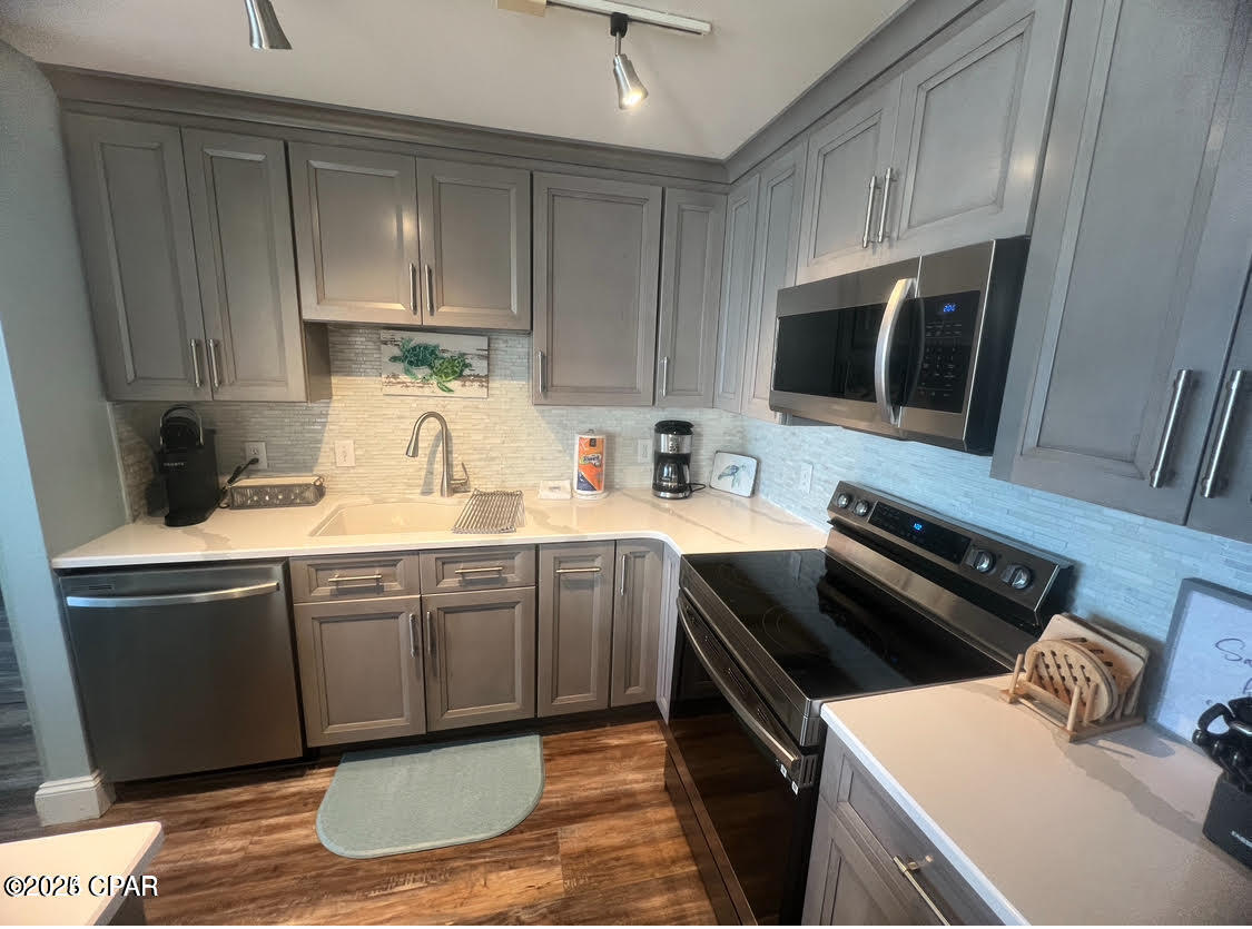 Image 6 For 9860 Thomas Drive 1801