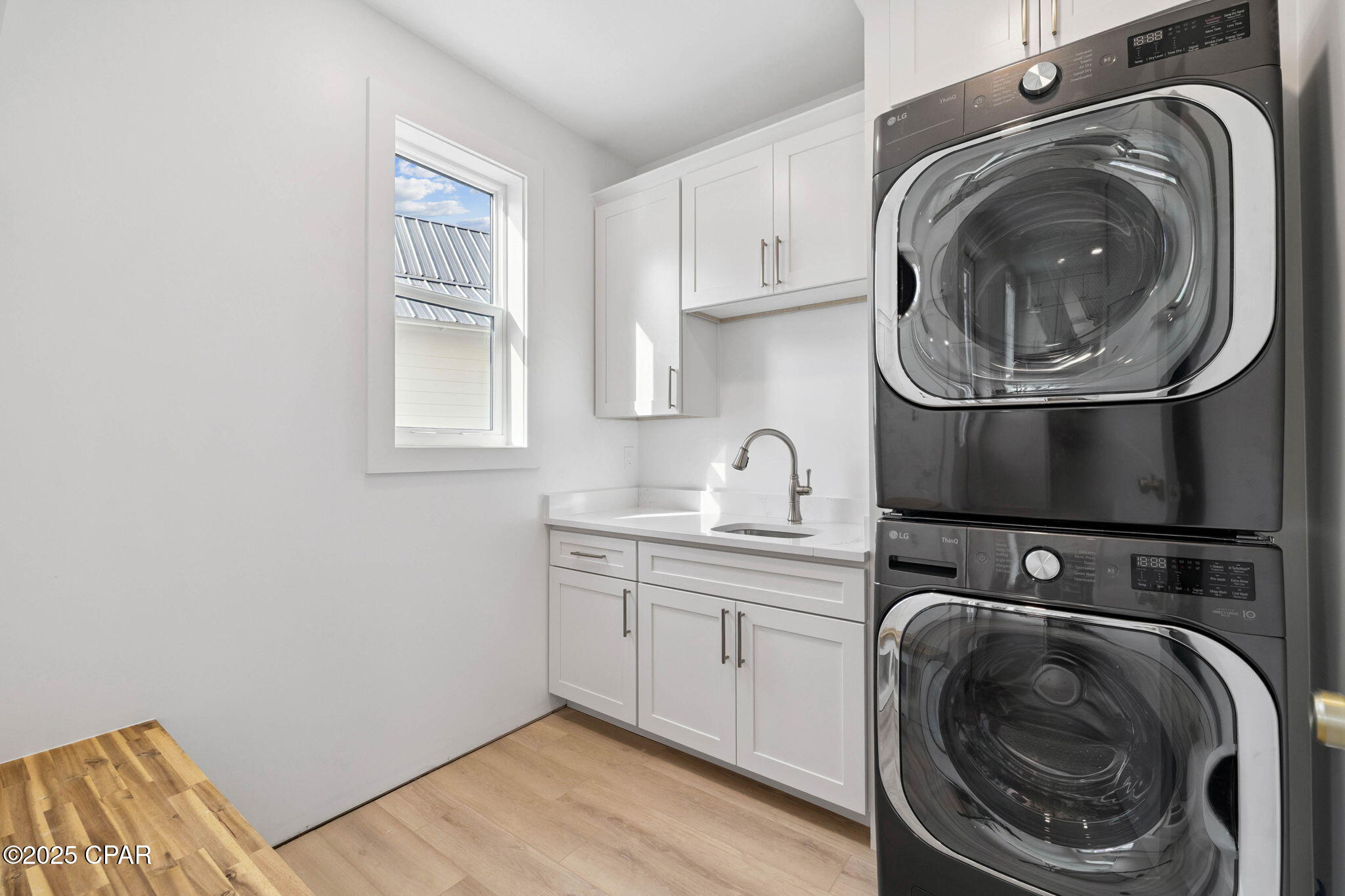 Image 17 For 264 Dockside Drive