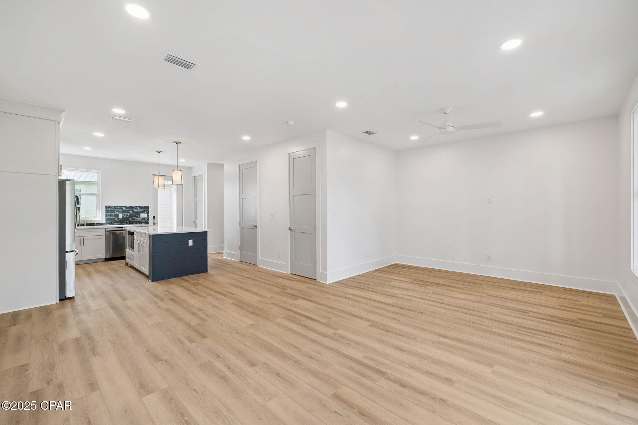 Image 24 For 264 Dockside Drive