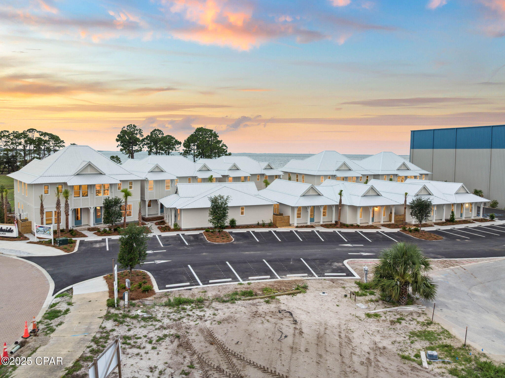 Image 8 For 264 Dockside Drive