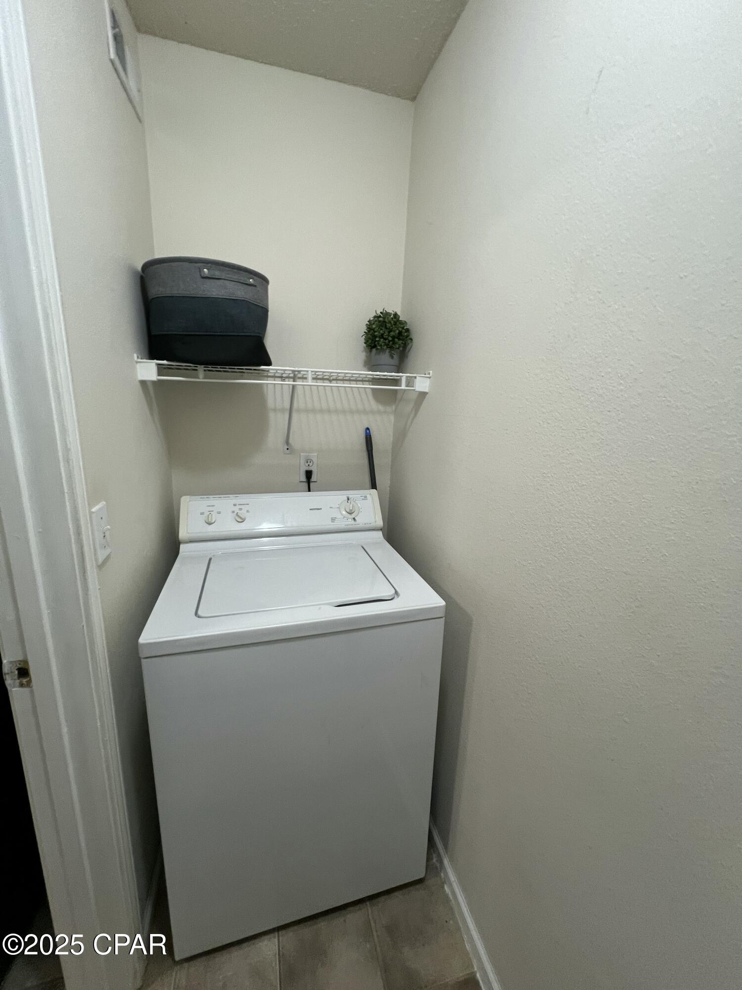 Image 21 For 4070 Dancing Cloud Court 180