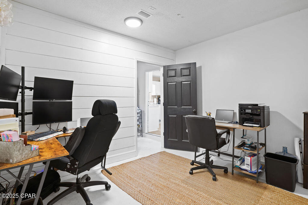 Image 21 For 1380 Watts Avenue