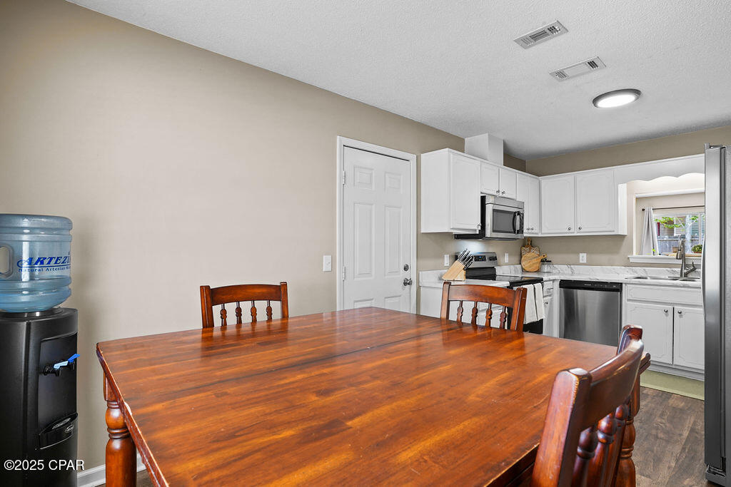 Image 5 For 1380 Watts Avenue