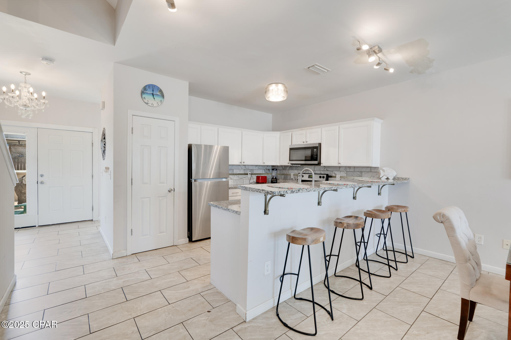 Image 22 For 5910 Beach Drive