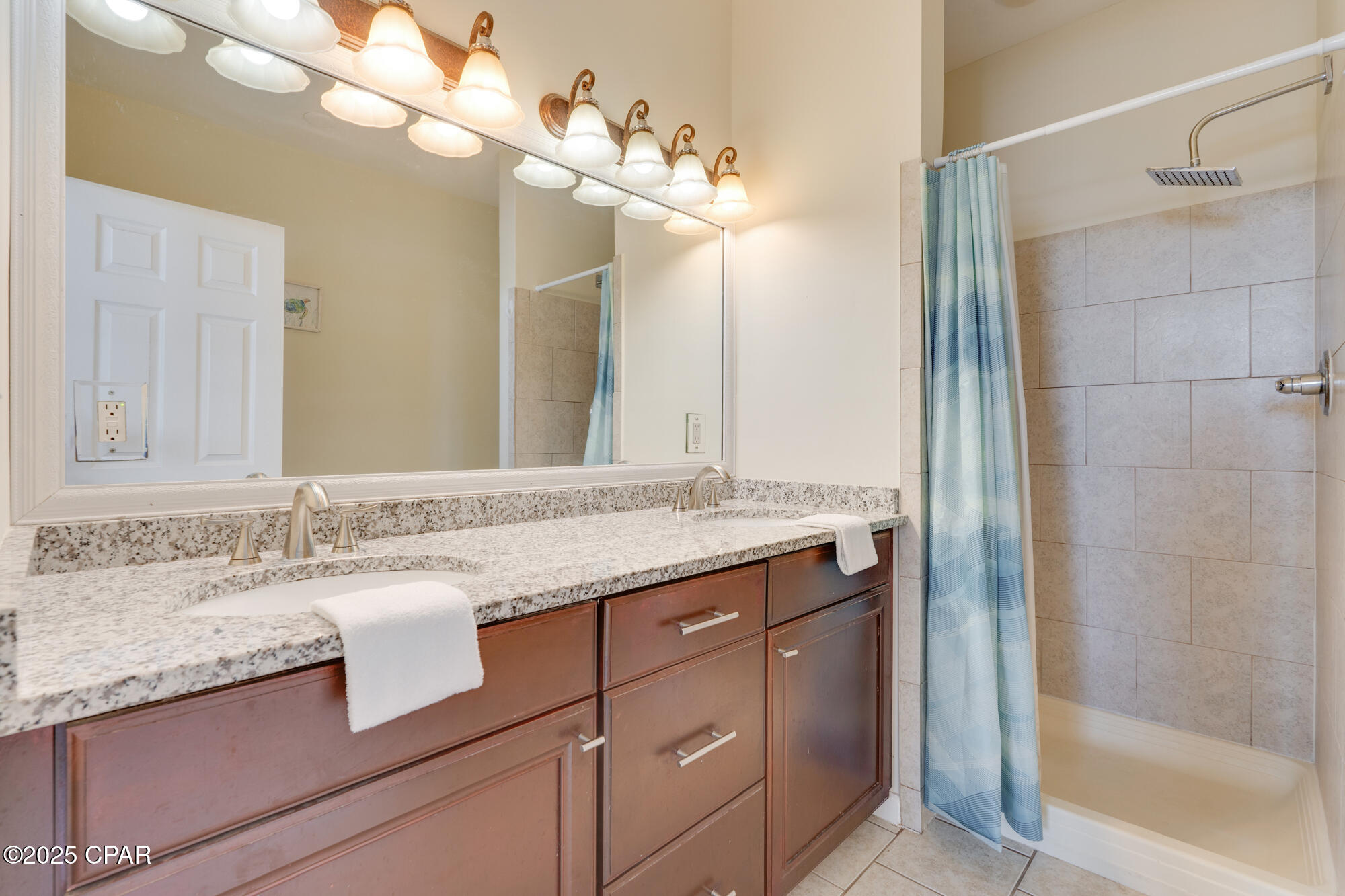 Image 39 For 5910 Beach Drive