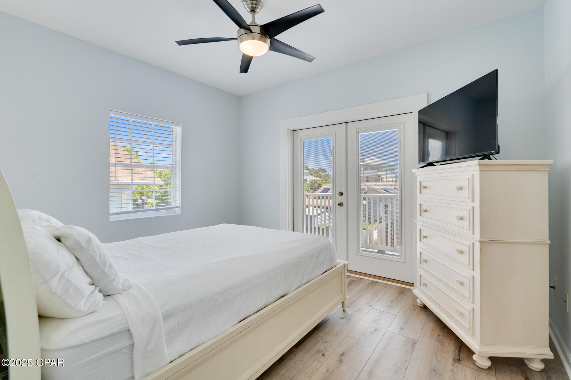 Image 44 For 5910 Beach Drive