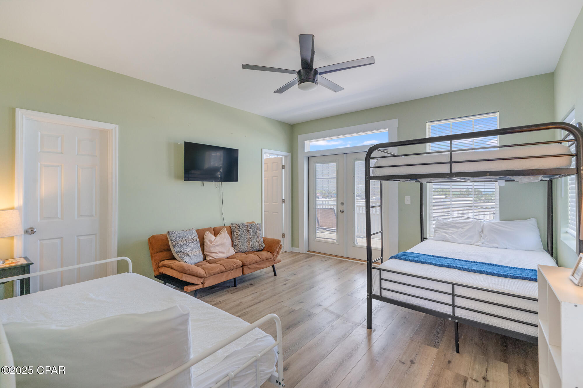 Image 50 For 5910 Beach Drive