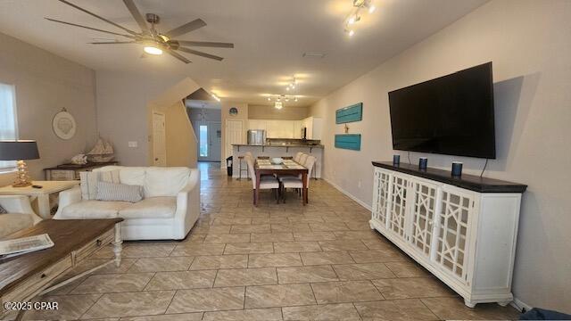 Image 9 For 5910 Beach Drive