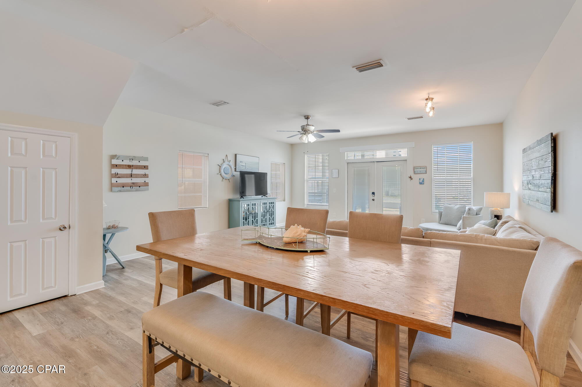 Image 21 For 5908 Beach Drive