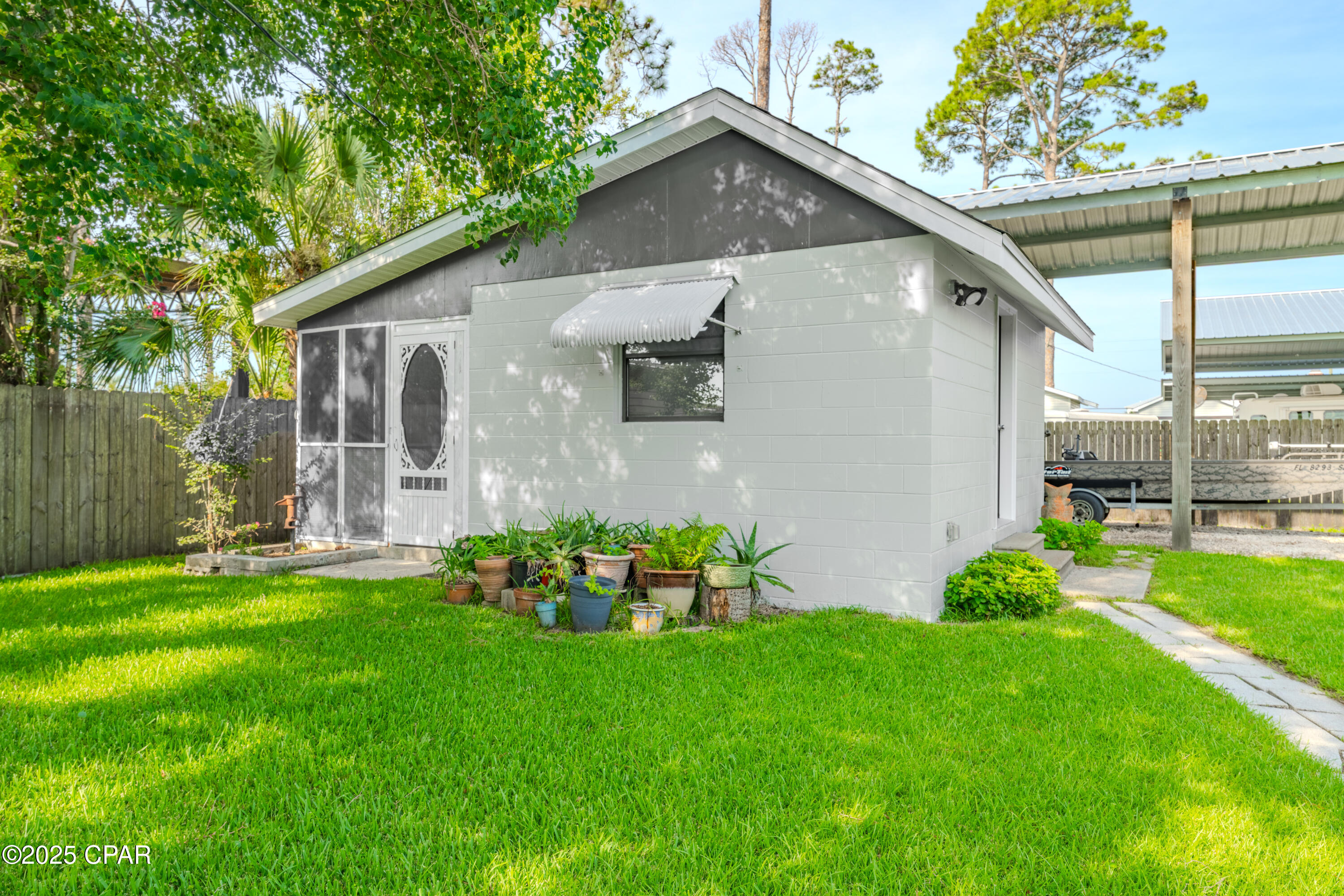 Image 25 For 1402 Palm Boulevard