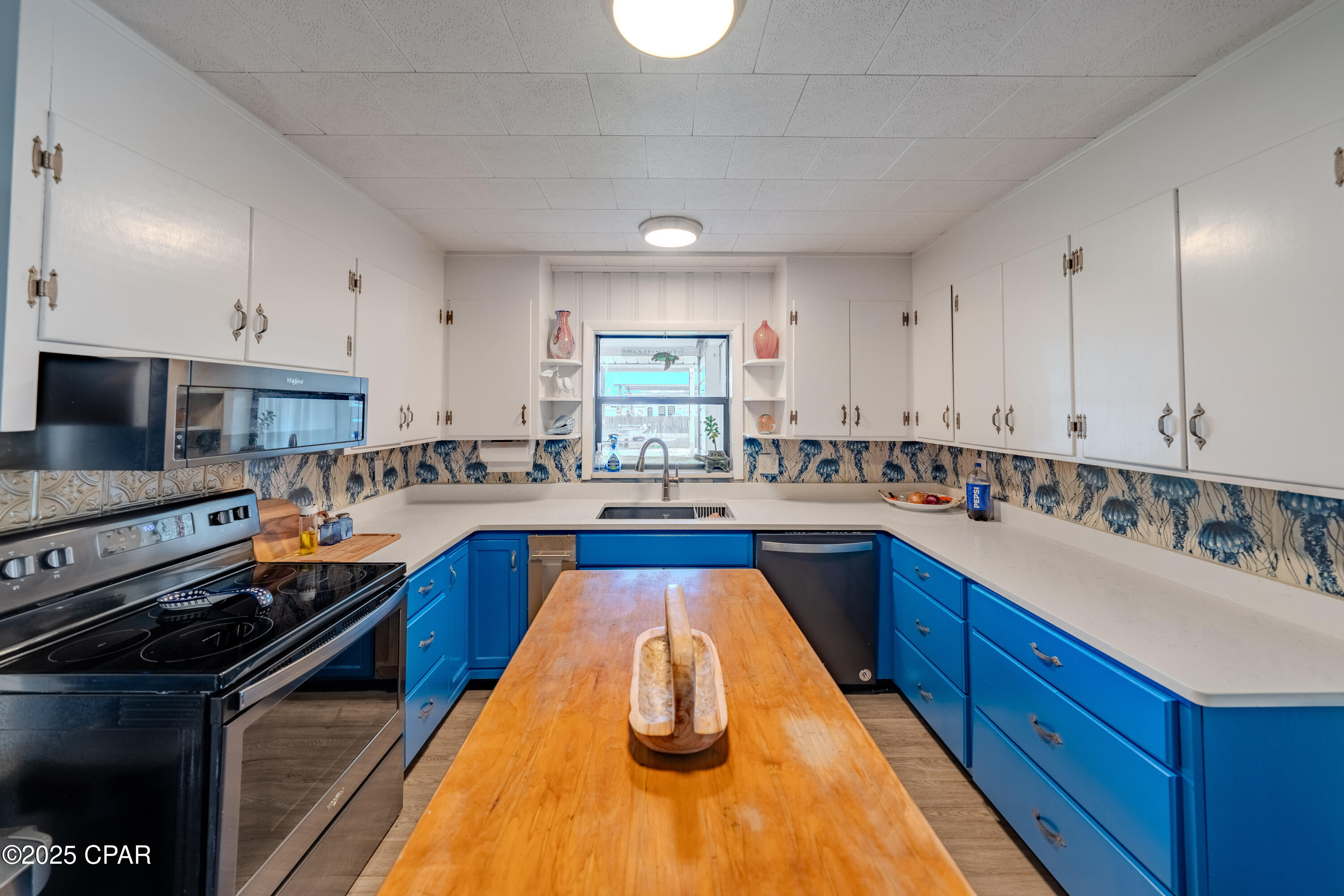 Image 7 For 1402 Palm Boulevard