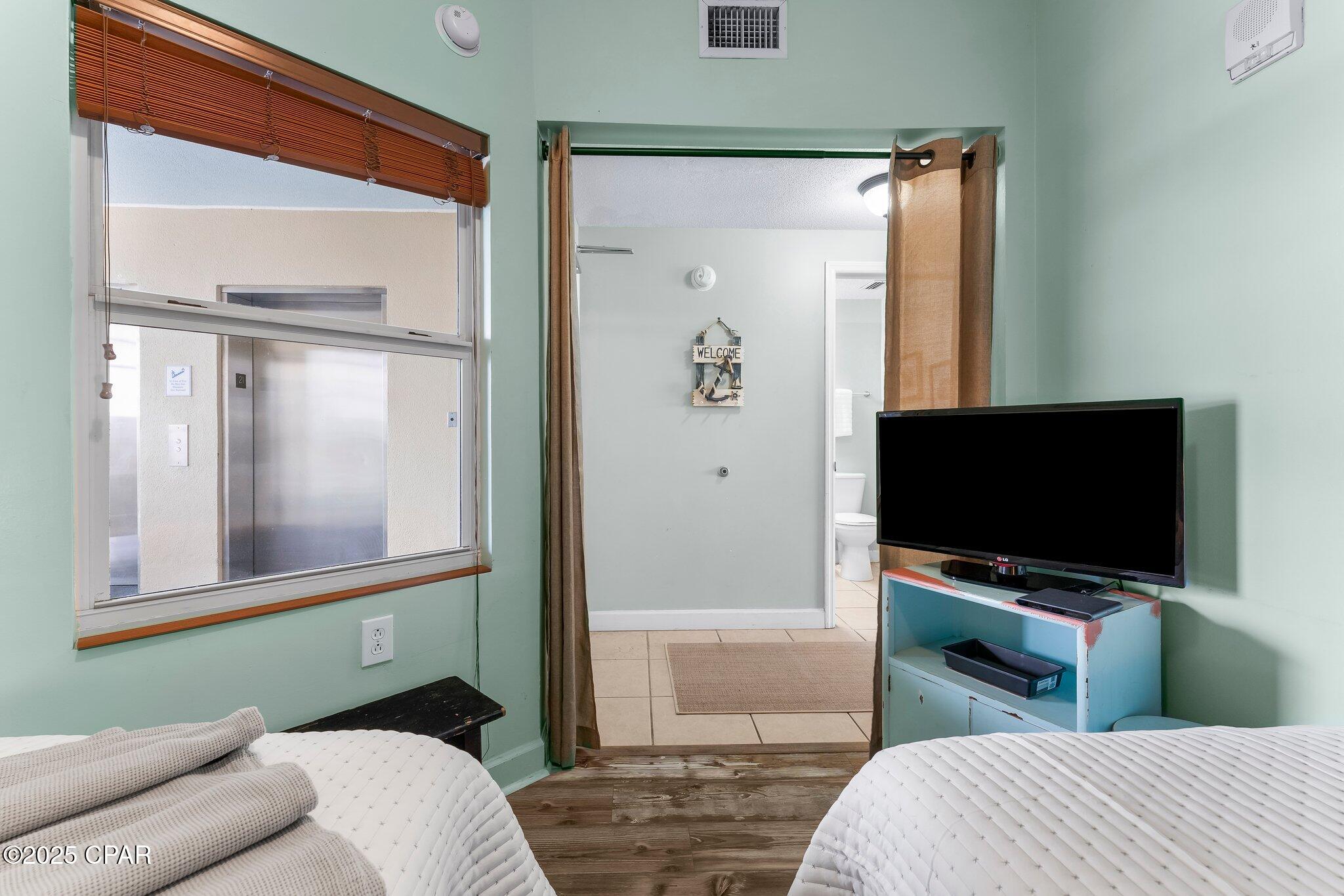 Image 14 For 5115 Gulf Drive 2105