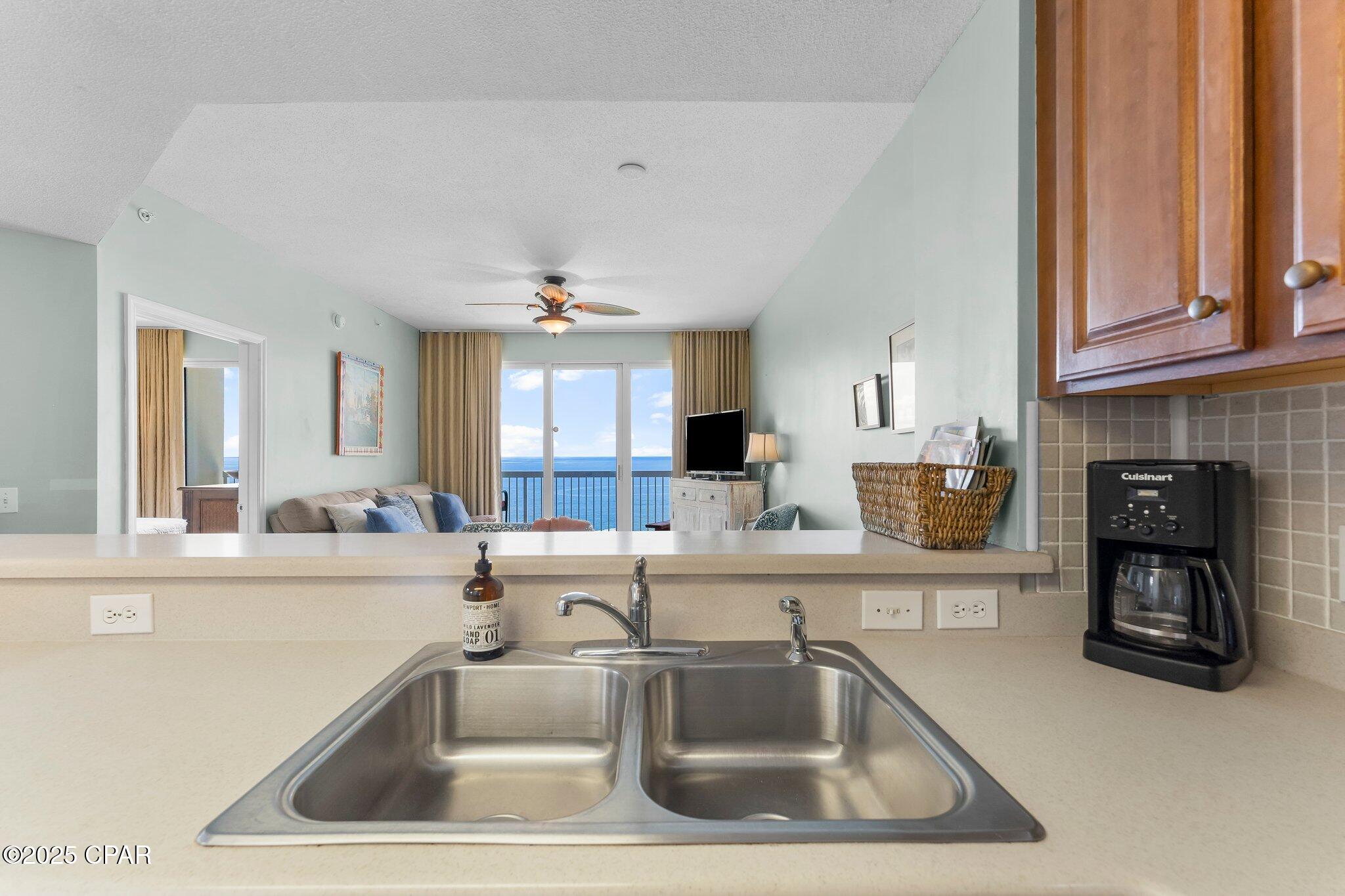 Image 18 For 5115 Gulf Drive 2105