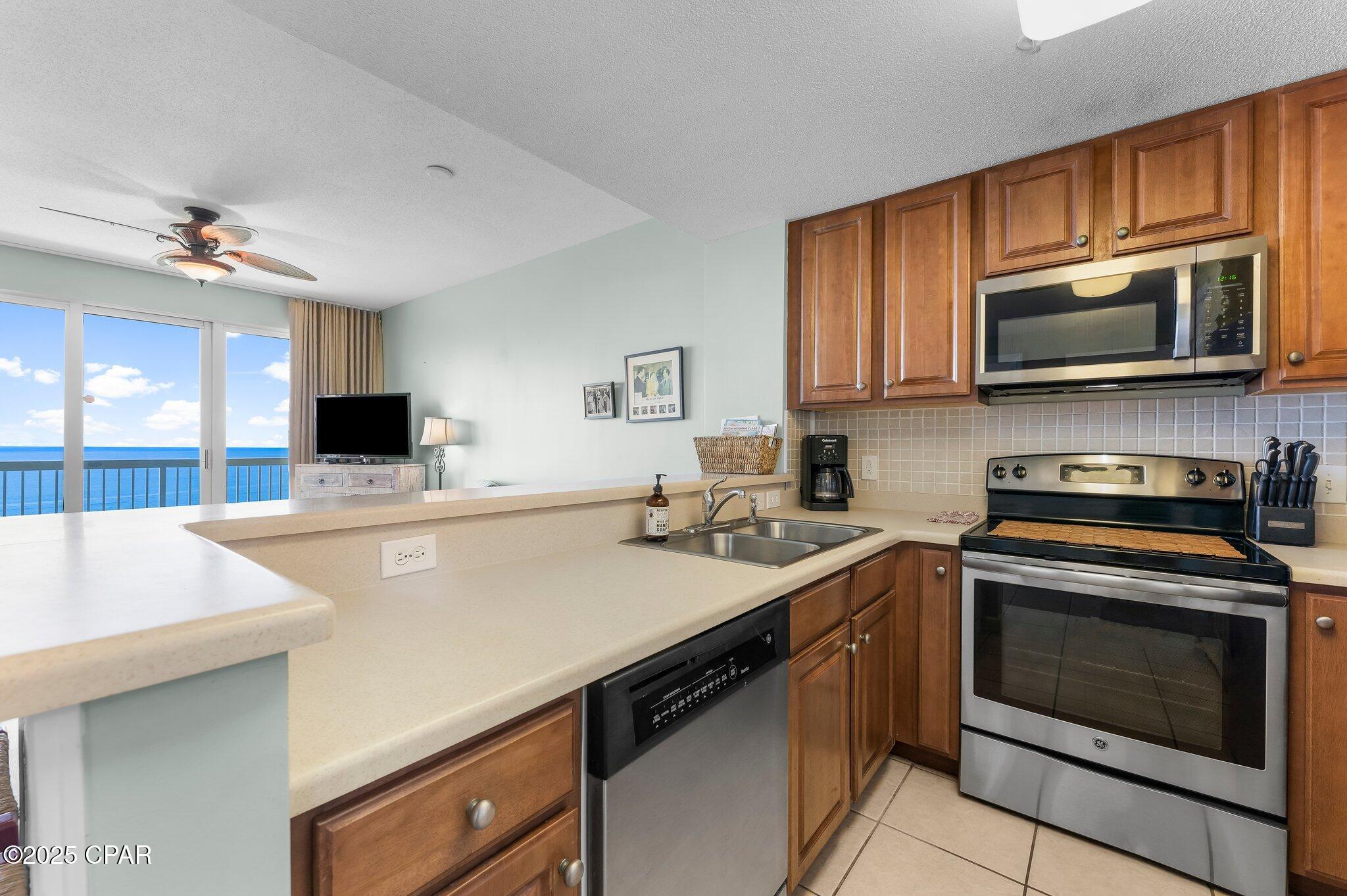 Image 20 For 5115 Gulf Drive 2105