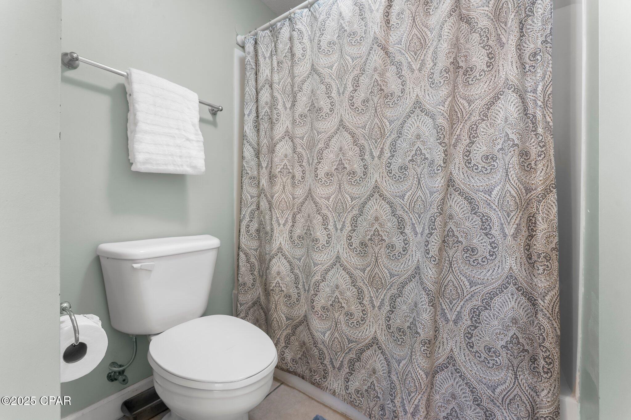 Image 8 For 5115 Gulf Drive 2105