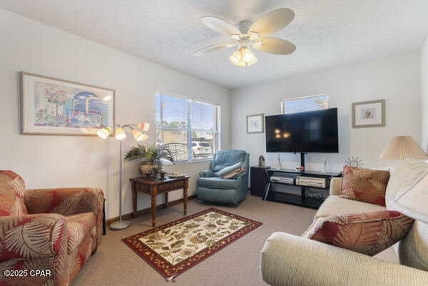 Image 11 For 326 Derondo Street