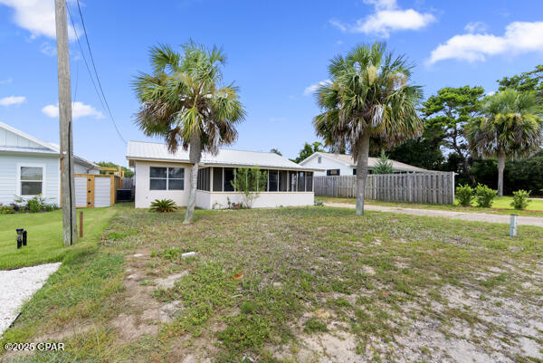 Image 7 For 326 Derondo Street