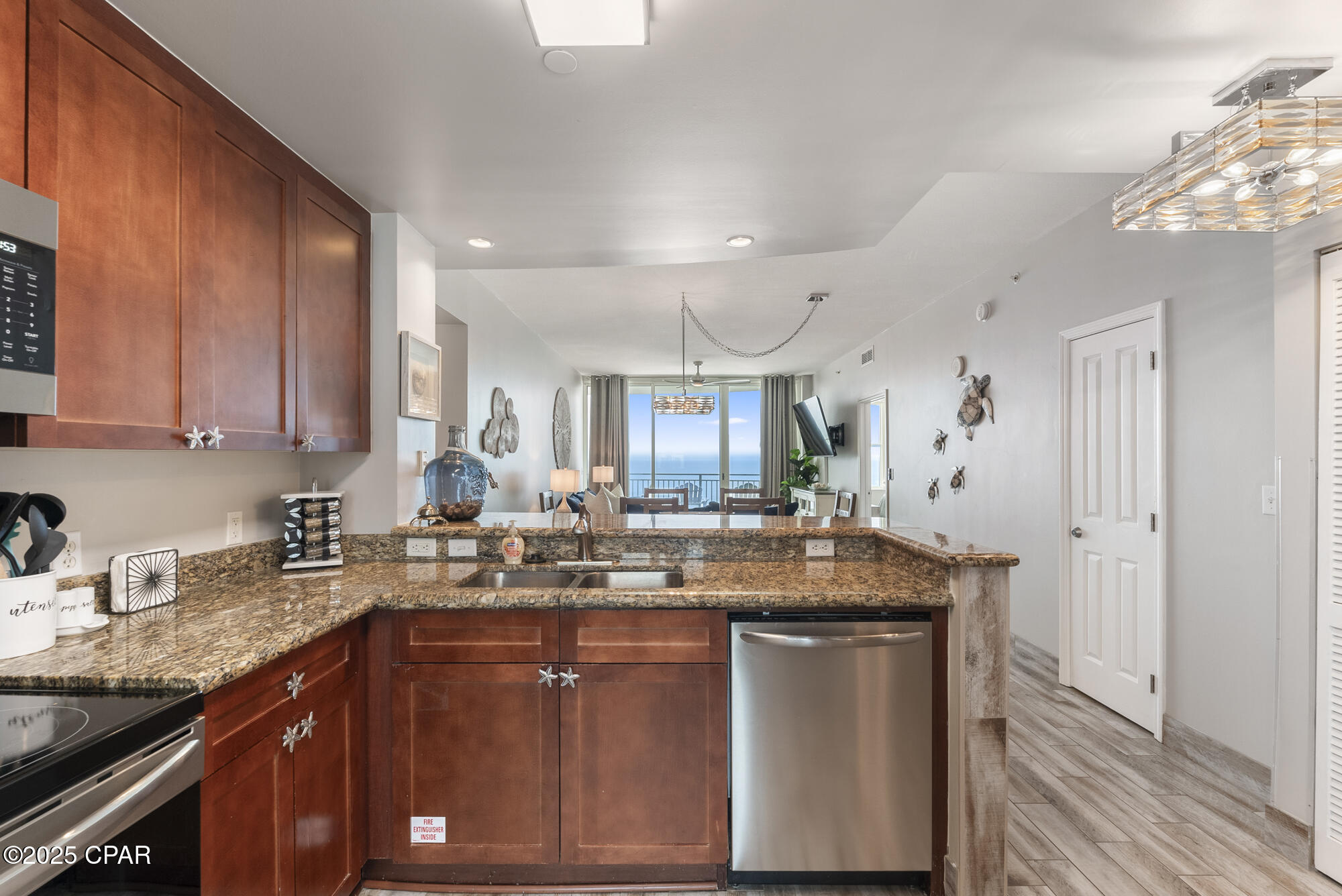 Image 10 For 15625 Front Beach Road 1103