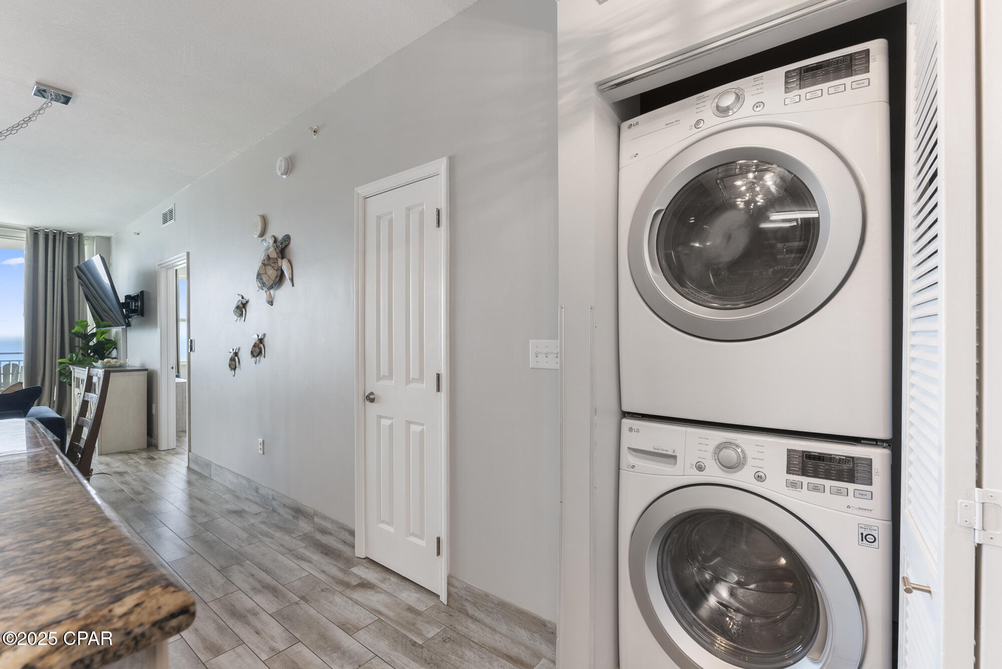 Image 11 For 15625 Front Beach Road 1103