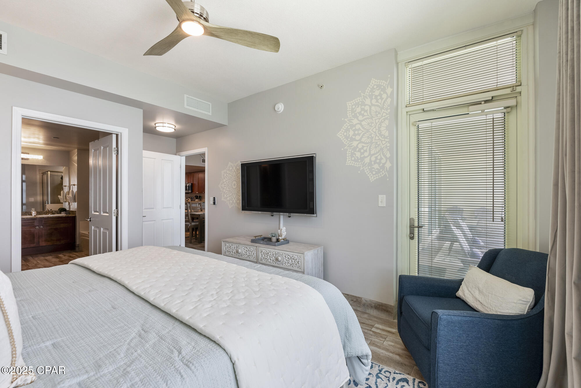 Image 21 For 15625 Front Beach Road 1103